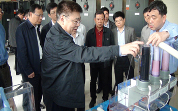 福建省委常委、廈門(mén)市委書(shū)記王蒙徽及有關(guān)部門(mén)負(fù)責(zé)人一行蒞臨公司視察